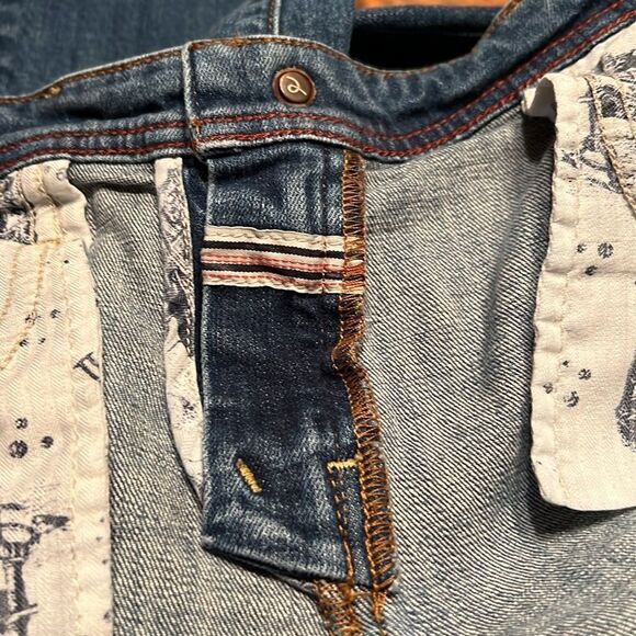Anthropologie jeans  - Picture 9 of 16